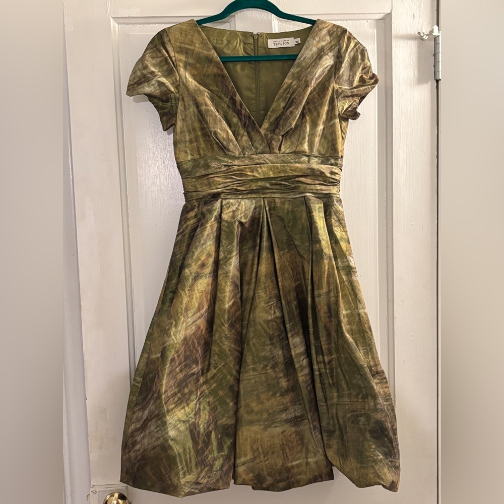 Teri Jon Olive Patterned Midi Dress